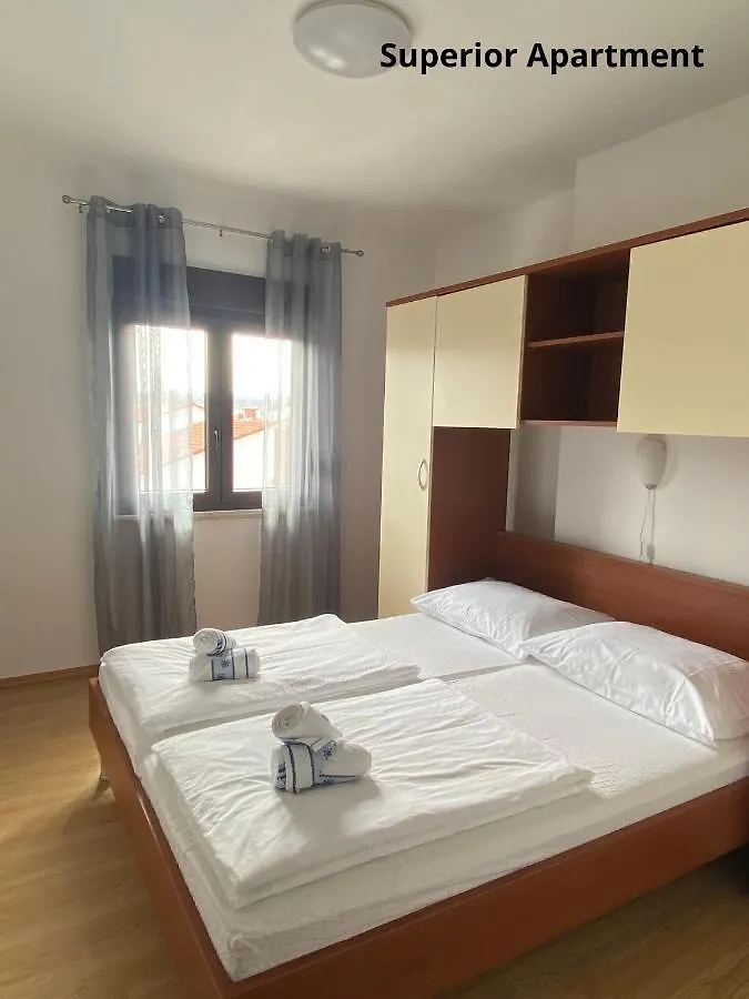 Apartments Zivko Malinska